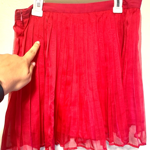 Pink skirt with shorts - Picture 3 of 6